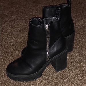 Steve Madden booties